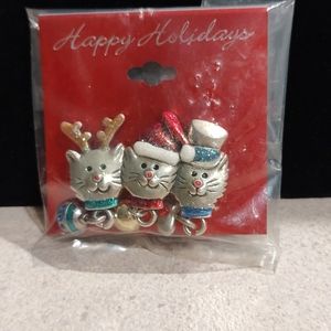 Vtg Holiday Christmas AJMC 3 Kittens Cat Faces Dangles Brooch Pin Bell Santa